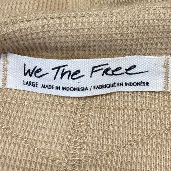 Free People Cream Tan Long Sleeve Faux Wrap V-Neck Crop Sweater Blouse Top Sz L - Picture 3 of 4